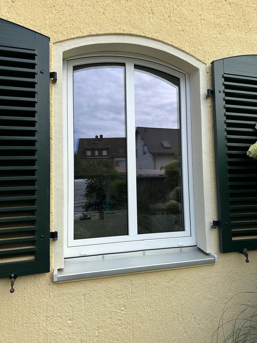 Rundbogen, zweiflüglig